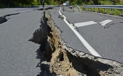 Crustal melting and continent uplift by mafic underplating at convergent boundaries