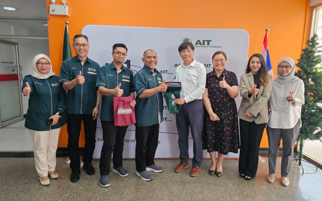 Rentasi Sempadan: Delegasi FKA UTM Teroka Kerjasama Strategik Pengangkutan di Bangkok